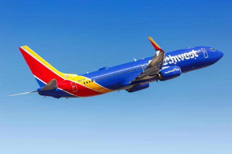 Southwest Secures Sale-Leaseback Deal For 36 Boeing 737-800s 1 southwest secures sale leaseback deal for 36 boeing 737 800s 01